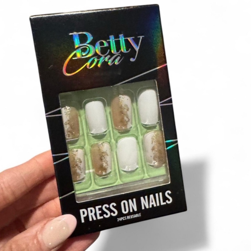 Press On Nails